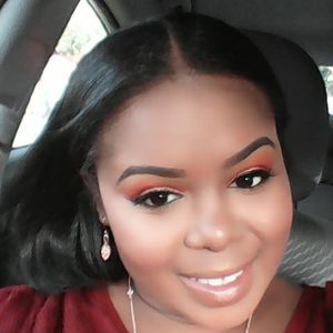 Meet your Posher, Sade